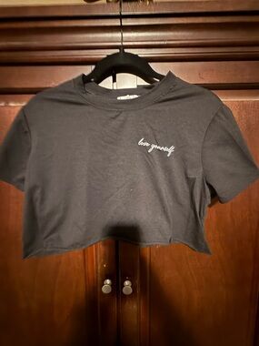 Love Yourself Black Cropped Short Sleeve Tee size M